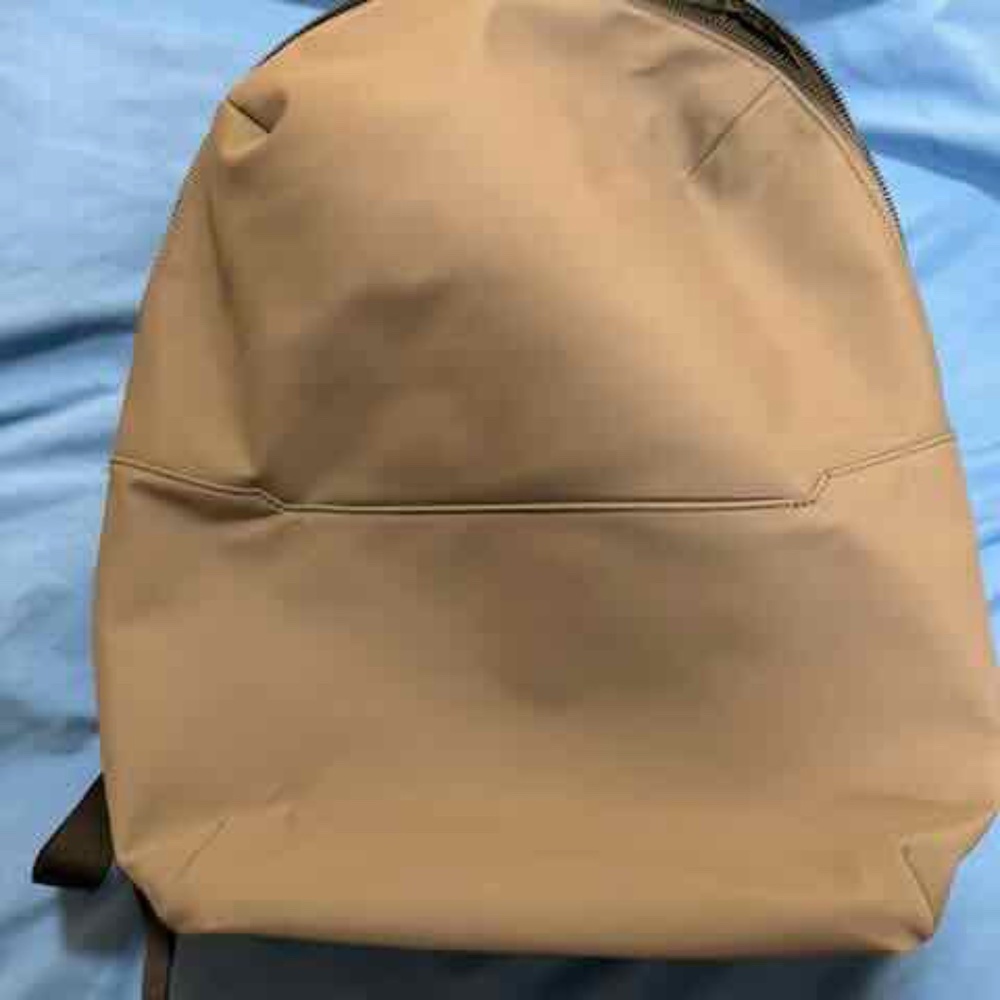 Away Laptop Backpack / Daypack – Taupe – Authentic